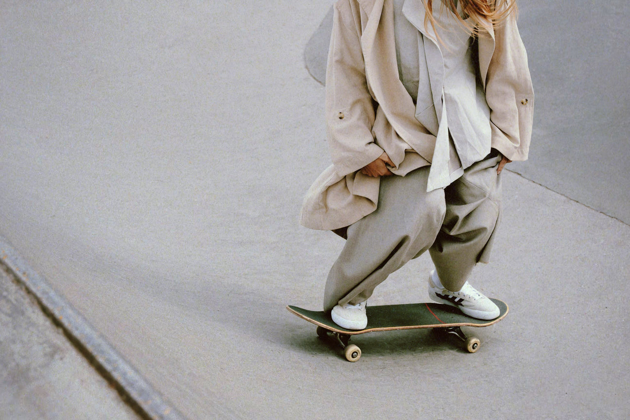 Editorial BassLane: Ritmo Propio – Looks que Fluyen con Actitud